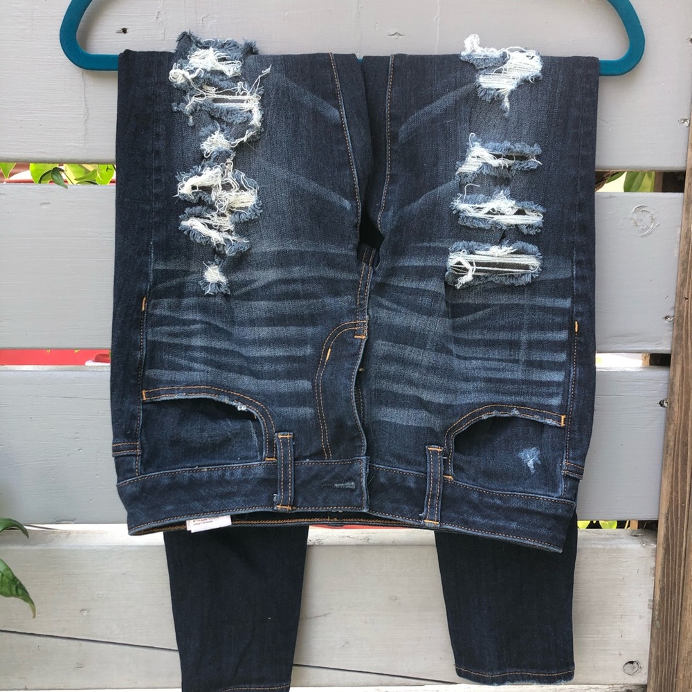 Distressed American Eagle Jeggings